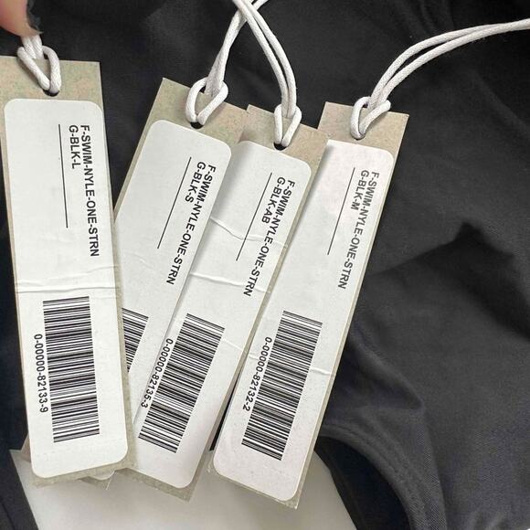 NWT Everlane The String One-Piece Swimsuit in Black Size Small - Picture 7 of 9